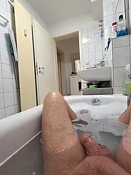 Snapshot of rudy-kralik chatting on February 5, 2026, 7:21 pm rudy-kralik online show from February 5, 2026, 7:21 pm