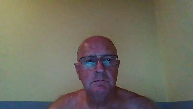 Snapshot of rudy-kralik chatting on January 8, 2026, 10:05 pm rudy-kralik online show from January 8, 2026, 10:05 pm