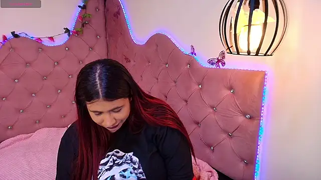 Addyy 02 online show from March 4, 2026, 7:43 pm