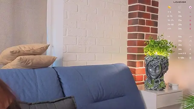 MissyHuf online show from November 26, 2025, 8:25 am