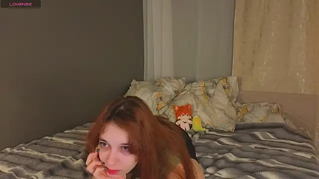 kitsun ne online show from October 20, 2025, 8:20 pm