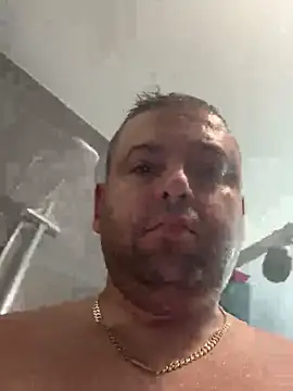 crazy88p online show from October 10, 2025, 3:35 pm