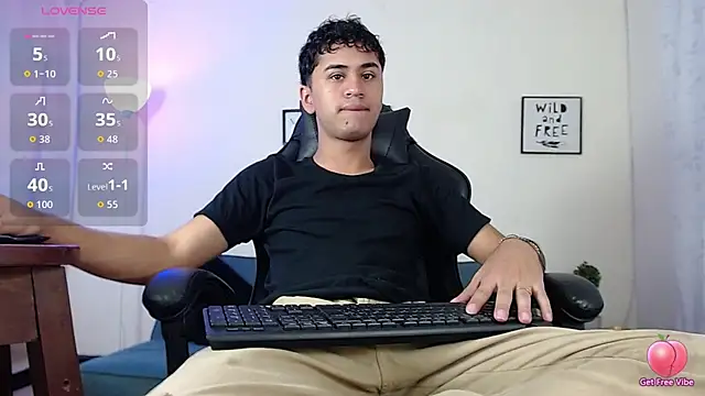 Alancum7 online show from July 1, 2026, 1:11 pm