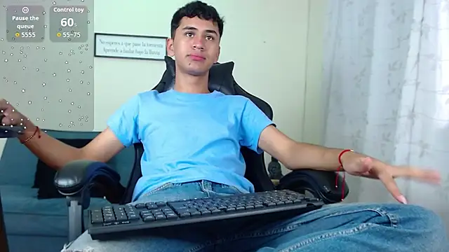 Snapshot of Alancum7 chatting on March 5, 2026, 12:46 pm Alancum7 online show from March 5, 2026, 12:46 pm