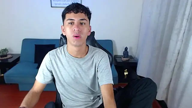 Snapshot of Alancum7 chatting on March 6, 2026, 1:06 pm Alancum7 online show from March 6, 2026, 1:06 pm