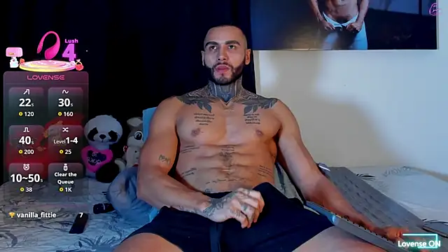 Snapshot of Danny_Willson chatting on July 10, 2026, 12:54 am Danny Willson online show from July 10, 2026, 12:54 am