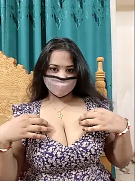 Snapshot of Beauty_Queen_Soniya chatting on June 19, 2026, 7:09 pm Beauty Queen Soniya online show from June 19, 2026, 7:09 pm