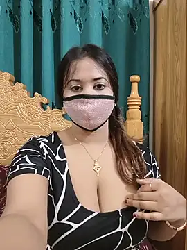 Snapshot of Beauty_Queen_Soniya chatting on June 18, 2026, 9:14 am Beauty Queen Soniya online show from June 18, 2026, 9:14 am