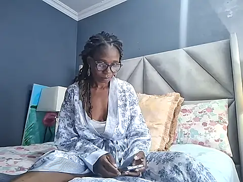 NaughtyCouga online show from May 6, 2026, 6:17 am