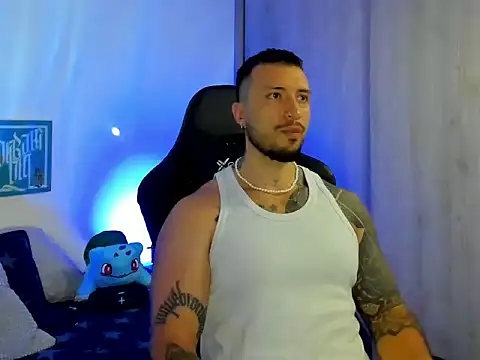 Snapshot of Dave-Max01 chatting on March 2, 2026, 12:45 pm Dave-Max01 online show from March 2, 2026, 12:45 pm