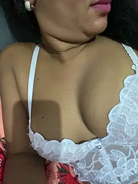 Brunamorenago online show from June 4, 2026, 12:48 am