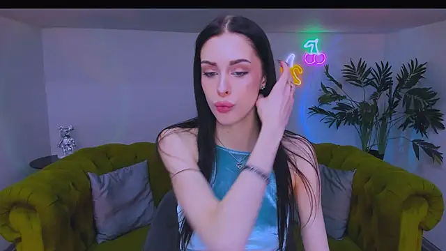 ariel is on vacation online show from February 5, 2026, 1:18 pm