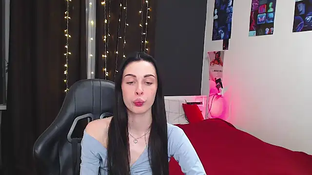 ariel is on vacation online show from October 18, 2025, 4:42 pm