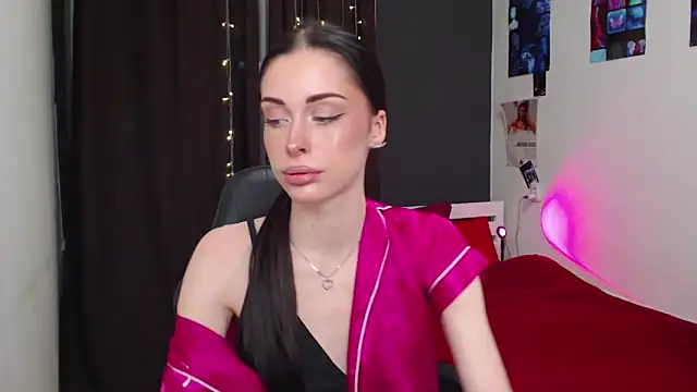 ariel is on vacation online show from November 9, 2025, 3:16 pm