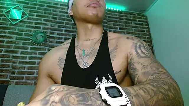 jordan bigcock  online show from August 2, 2026, 11:46 pm