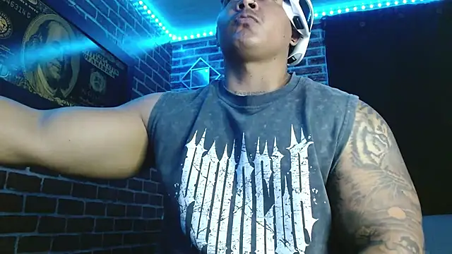 jordan bigcock  online show from February 3, 2026, 6:22 am