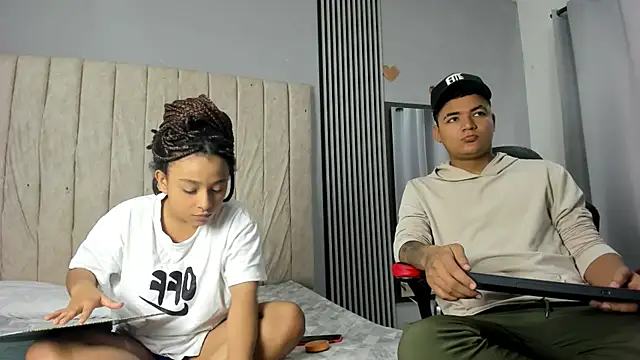 Snapshot of dante_and_kiara chatting on February 24, 2026, 9:15 pm dante and kiara online show from February 24, 2026, 9:15 pm