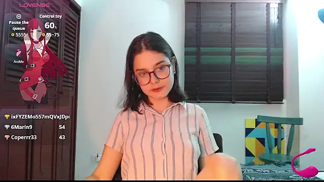 CarlaLorez online show from October 12, 2025, 5:25 pm