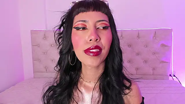 Snapshot of Nina_fox_0691 chatting on February 5, 2026, 2:24 pm Nina fox 0691 online show from February 5, 2026, 2:24 pm