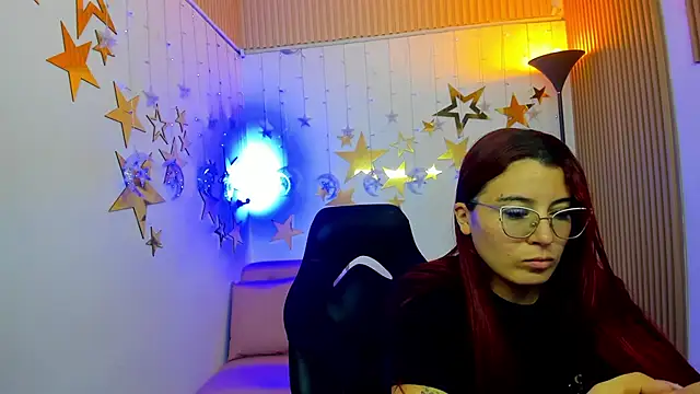 Snapshot of allison_mc chatting on June 18, 2026, 11:10 pm allison mc online show from June 18, 2026, 11:10 pm
