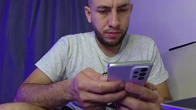 Alessfuck friends online show from March 22, 2026, 10:22 pm