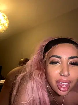 zara bellexx online show from November 10, 2025, 3:33 am