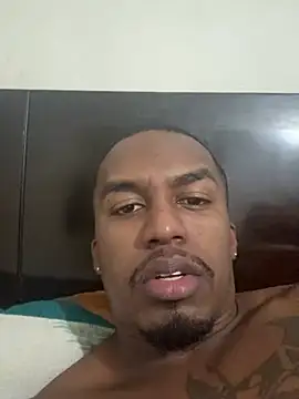 DenzelRios online show from June 26, 2026, 3:01 am