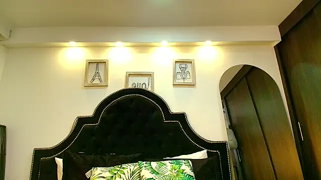 Snapshot of DenzelRios chatting on February 13, 2026, 8:31 pm DenzelRios online show from February 13, 2026, 8:31 pm