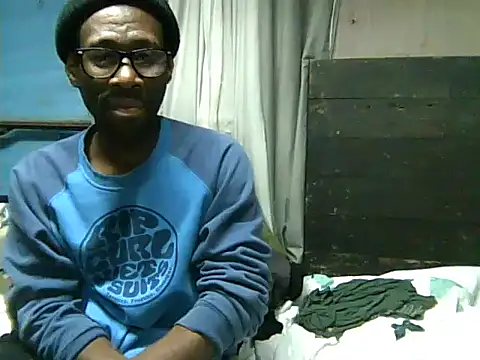 Toyboya6 online show from July 17, 2026, 9:12 pm