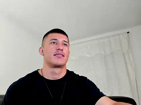 Muscle man07 online show from August 3, 2026, 3:18 pm