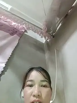 ladzy sexy online show from June 7, 2026, 8:58 pm