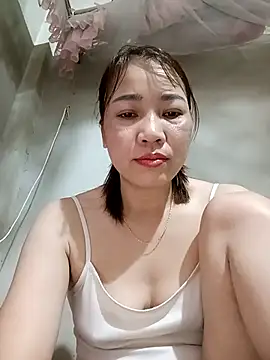 ladzy sexy online show from February 17, 2026, 11:02 pm