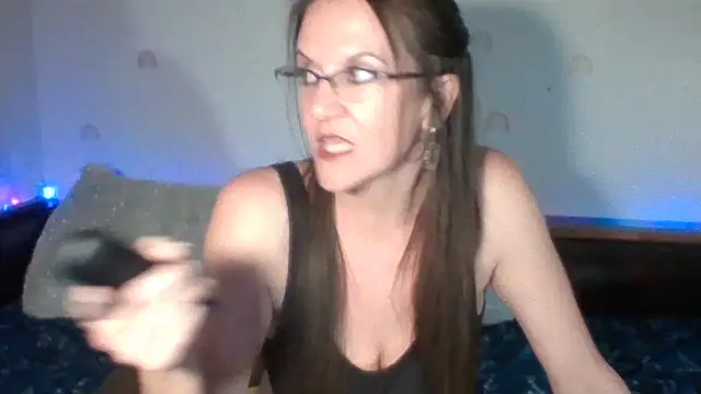 easy briezy online show from January 13, 2026, 2:26 am