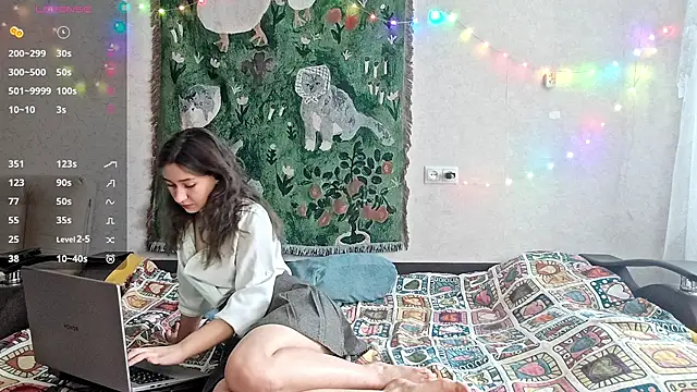 Snapshot of MiaLovelyOne chatting on February 14, 2026, 9:20 am MiaLovelyOne online show from February 14, 2026, 9:20 am