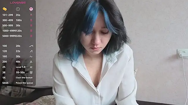 MiaLovelyOne online show from June 20, 2026, 8:52 am