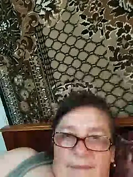 Snapshot of MilaCold5443 chatting on June 28, 2026, 4:02 pm MilaCold5443 online show from June 28, 2026, 4:02 pm