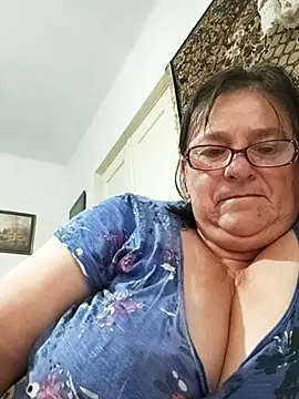 Snapshot of MilaCold5443 chatting on July 5, 2026, 5:03 am MilaCold5443 online show from July 5, 2026, 5:03 am