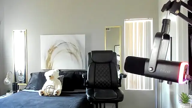 Myonnathegod online show from October 26, 2025, 10:32 pm