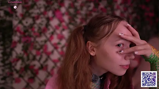 Petite Polly online show from November 20, 2025, 6:08 pm