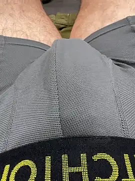 Tommy horny20 online show from January 16, 2026, 6:23 pm