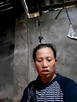 jerry-xx online show from November 10, 2025, 2:16 am