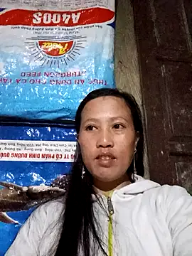 jerry-xx online show from November 26, 2025, 11:54 am