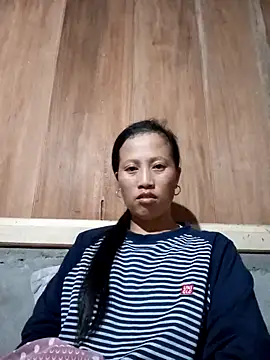 jerry-xx online show from November 9, 2025, 1:26 pm