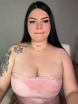 dulcemarianh  online show from May 2, 2026, 3:34 am