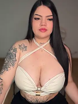 dulcemarianh  online show from May 6, 2026, 4:16 am