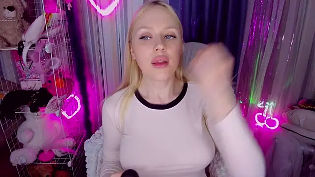 CeaneLino online show from March 30, 2026, 2:51 pm