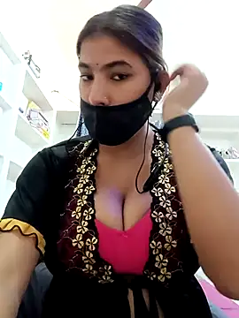 Hot radhaji online show from April 27, 2026, 1:14 am