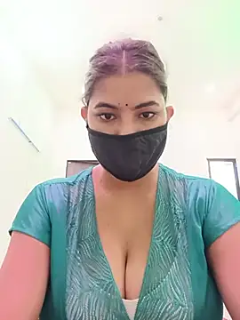 Hot radhaji online show from July 26, 2026, 4:41 am