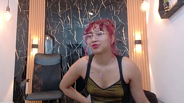 Snapshot of SamanthaFox_8 chatting on July 29, 2026, 11:42 am SamanthaFox 8 online show from July 29, 2026, 11:42 am
