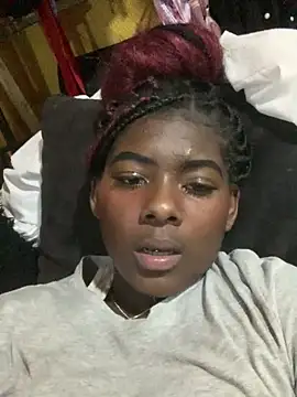 KarinaFlowers  online show from November 29, 2025, 12:22 am